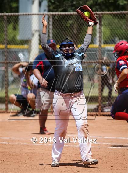Thumbnail 2 in Pueblo vs. Benson photogallery.