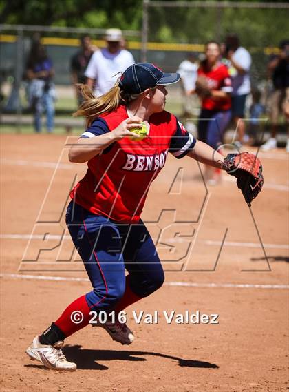 Thumbnail 2 in Pueblo vs. Benson photogallery.