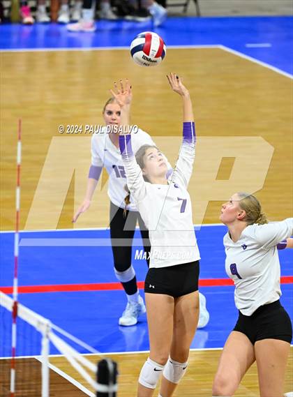 Thumbnail 1 in Thompson Valley vs. Lutheran (CHSAA 4A State Final) photogallery.