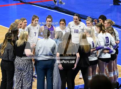 Thumbnail 3 in Thompson Valley vs. Lutheran (CHSAA 4A State Final) photogallery.