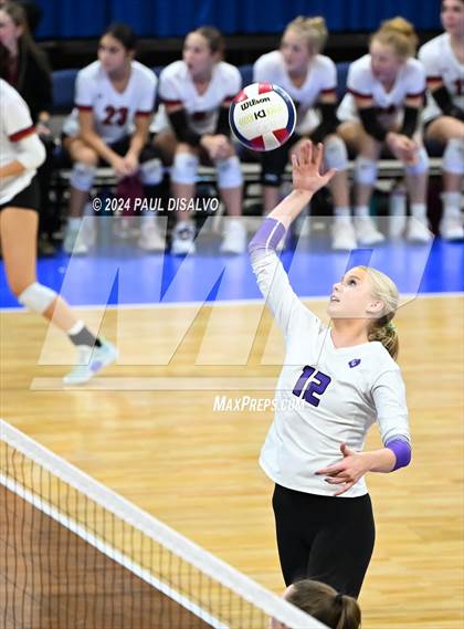 Thumbnail 2 in Thompson Valley vs. Lutheran (CHSAA 4A State Final) photogallery.