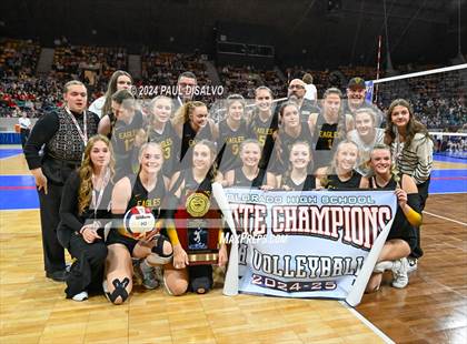 Thumbnail 2 in Thompson Valley vs. Lutheran (CHSAA 4A State Final) photogallery.