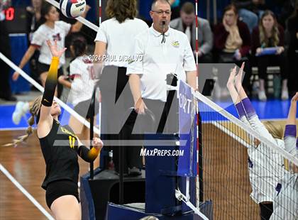 Thumbnail 1 in Thompson Valley vs. Lutheran (CHSAA 4A State Final) photogallery.