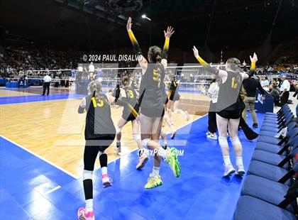 Thumbnail 3 in Thompson Valley vs. Lutheran (CHSAA 4A State Final) photogallery.