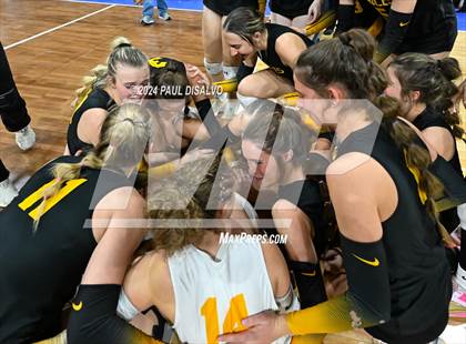 Thumbnail 3 in Thompson Valley vs. Lutheran (CHSAA 4A State Final) photogallery.