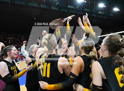 Thumbnail 1 in Thompson Valley vs. Lutheran (CHSAA 4A State Final) photogallery.