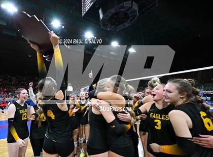 Thumbnail 3 in Thompson Valley vs. Lutheran (CHSAA 4A State Final) photogallery.