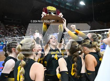 Thumbnail 2 in Thompson Valley vs. Lutheran (CHSAA 4A State Final) photogallery.
