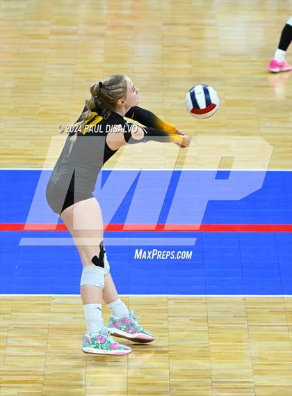 Thumbnail 1 in Thompson Valley vs. Lutheran (CHSAA 4A State Final) photogallery.