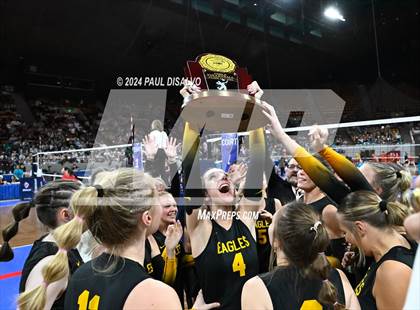 Thumbnail 1 in Thompson Valley vs. Lutheran (CHSAA 4A State Final) photogallery.