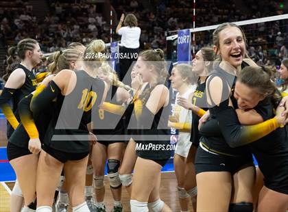 Thumbnail 1 in Thompson Valley vs. Lutheran (CHSAA 4A State Final) photogallery.
