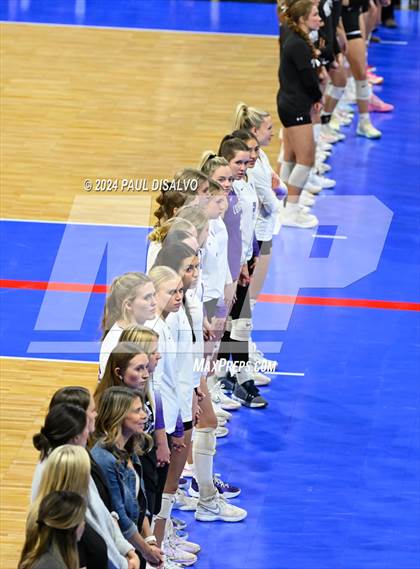 Thumbnail 2 in Thompson Valley vs. Lutheran (CHSAA 4A State Final) photogallery.