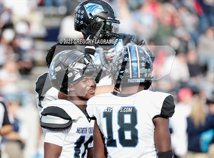 Thumbnail 2 in North Crowley vs Allen (UIL 6A Football Regional Quarterfinals) photogallery.