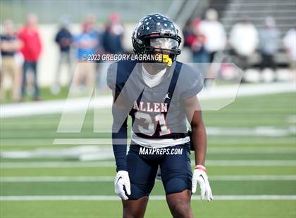 Thumbnail 1 in North Crowley vs Allen (UIL 6A Football Regional Quarterfinals) photogallery.