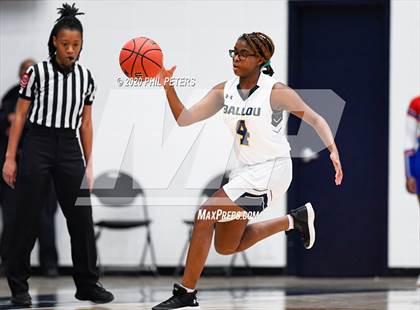Thumbnail 3 in Anacostia vs. Ballou photogallery.