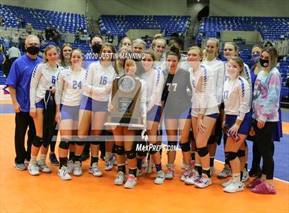 Thumbnail 2 in Paris vs. Hackett (AAA 3A State Final) photogallery.