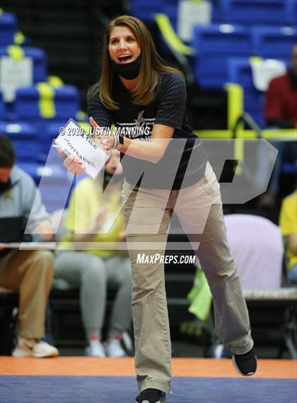 Thumbnail 3 in Paris vs. Hackett (AAA 3A State Final) photogallery.