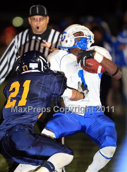 Thumbnail 2 in Arroyo Grande vs. Culver City (CIF SS Western Division Final) photogallery.