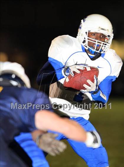 Thumbnail 2 in Arroyo Grande vs. Culver City (CIF SS Western Division Final) photogallery.