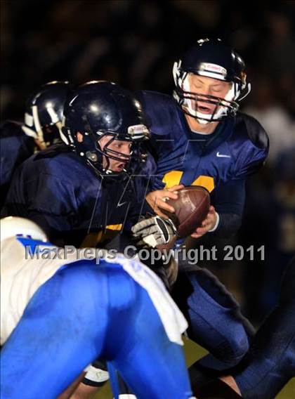 Thumbnail 3 in Arroyo Grande vs. Culver City (CIF SS Western Division Final) photogallery.