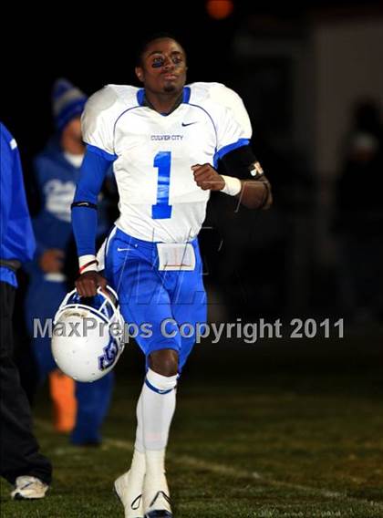 Thumbnail 2 in Arroyo Grande vs. Culver City (CIF SS Western Division Final) photogallery.