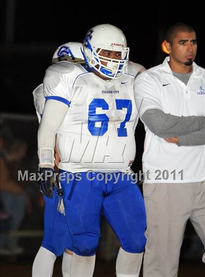 Thumbnail 3 in Arroyo Grande vs. Culver City (CIF SS Western Division Final) photogallery.