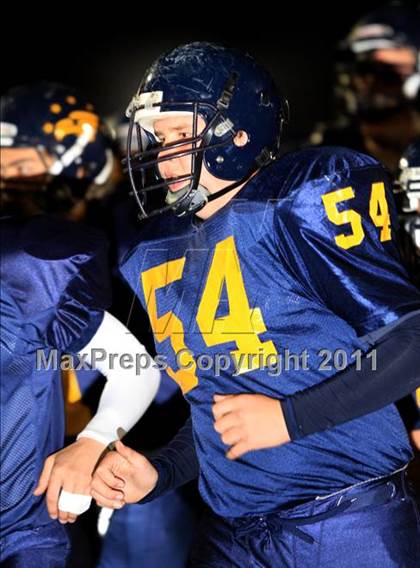 Thumbnail 2 in Arroyo Grande vs. Culver City (CIF SS Western Division Final) photogallery.