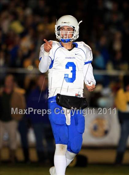 Thumbnail 2 in Arroyo Grande vs. Culver City (CIF SS Western Division Final) photogallery.