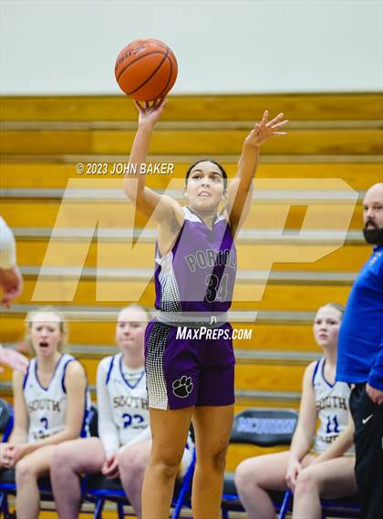 Thumbnail 3 in Portola vs. South Tahoe (Varsity Elite Tournament) photogallery.