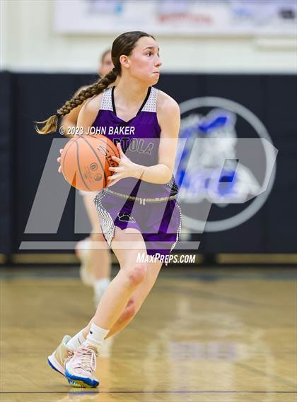 Thumbnail 2 in Portola vs. South Tahoe (Varsity Elite Tournament) photogallery.