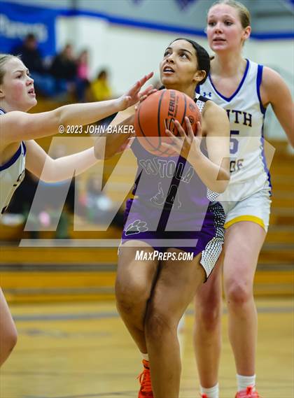 Thumbnail 1 in Portola vs. South Tahoe (Varsity Elite Tournament) photogallery.