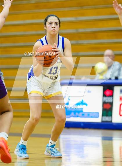 Thumbnail 3 in Portola vs. South Tahoe (Varsity Elite Tournament) photogallery.