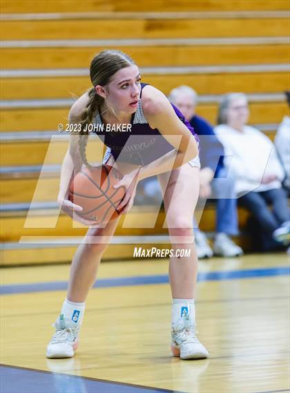 Thumbnail 3 in Portola vs. South Tahoe (Varsity Elite Tournament) photogallery.
