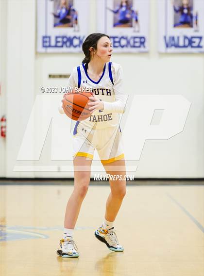 Thumbnail 1 in Portola vs. South Tahoe (Varsity Elite Tournament) photogallery.