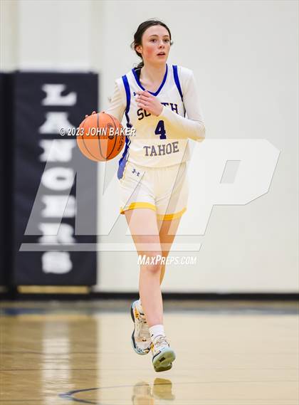 Thumbnail 2 in Portola vs. South Tahoe (Varsity Elite Tournament) photogallery.