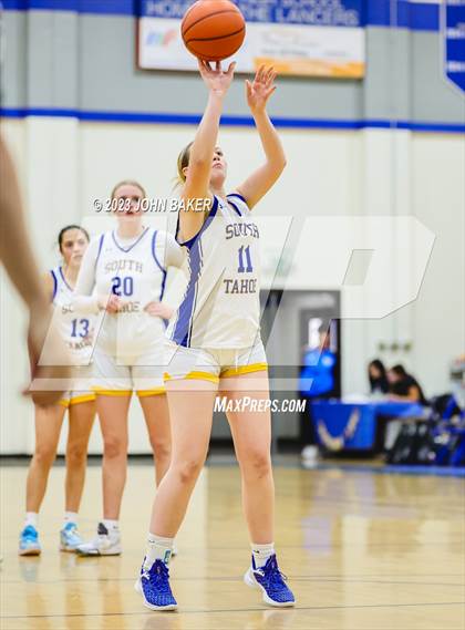 Thumbnail 2 in Portola vs. South Tahoe (Varsity Elite Tournament) photogallery.