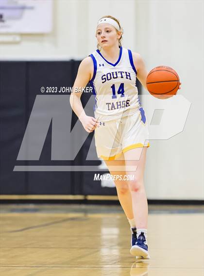 Thumbnail 3 in Portola vs. South Tahoe (Varsity Elite Tournament) photogallery.