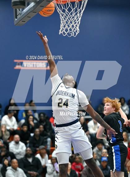 Thumbnail 2 in Rocklin vs. Inderkum (Fortune Showcase) photogallery.