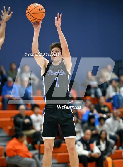 Thumbnail 3 in Rocklin vs. Inderkum (Fortune Showcase) photogallery.