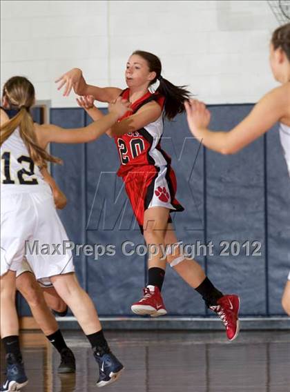 Thumbnail 1 in Masuk vs Lauralton Hall (SWC Semifinal) photogallery.
