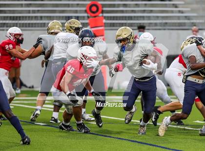 Thumbnail 3 in Klein Collins @ Katy (Scrimmage) photogallery.