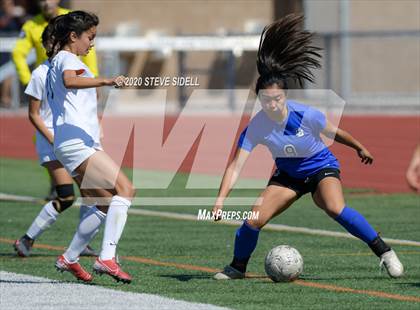 Thumbnail 2 in Otay Ranch vs. La Jolla Country Day (CIF SDS D5 Final) photogallery.