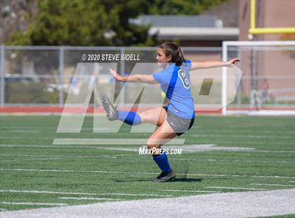 Thumbnail 3 in Otay Ranch vs. La Jolla Country Day (CIF SDS D5 Final) photogallery.