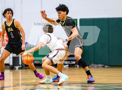 Thumbnail 2 in Divine Savior Academy vs. Mater Lakes Academy (Sun Bash Miami) photogallery.