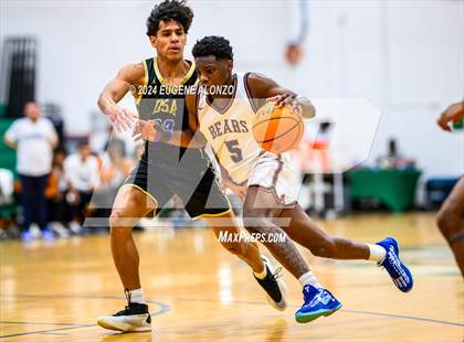 Thumbnail 2 in Divine Savior Academy vs. Mater Lakes Academy (Sun Bash Miami) photogallery.