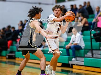 Thumbnail 1 in Divine Savior Academy vs. Mater Lakes Academy (Sun Bash Miami) photogallery.