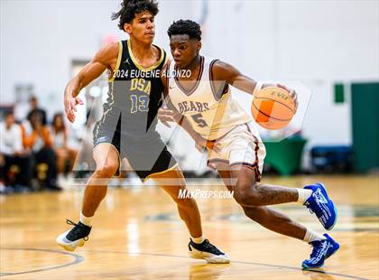 Thumbnail 2 in Divine Savior Academy vs. Mater Lakes Academy (Sun Bash Miami) photogallery.