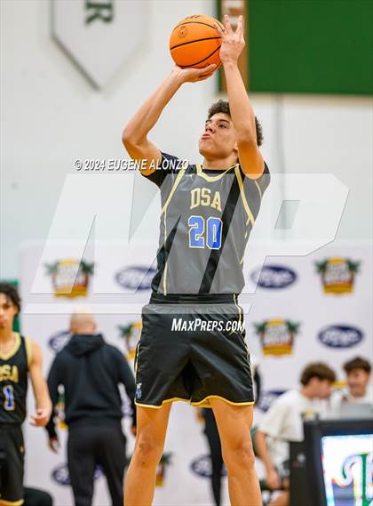 Thumbnail 1 in Divine Savior Academy vs. Mater Lakes Academy (Sun Bash Miami) photogallery.