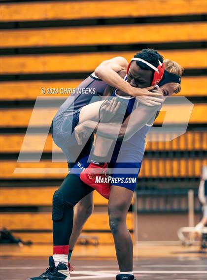 Thumbnail 2 in Alpharetta vs North Springs photogallery.