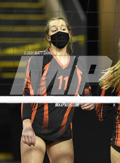 Thumbnail 1 in University @ Lamar (CHSAA 3A Playoff) photogallery.